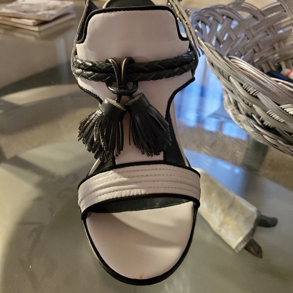 L.A.M.B  heels - Picture 3 of 10